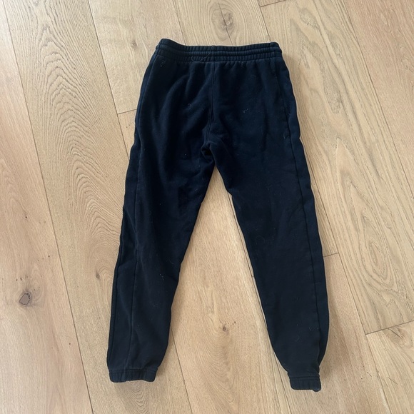 Aritzia TNA BOYFRIEND sweatpant in black size small - Picture 4 of 4